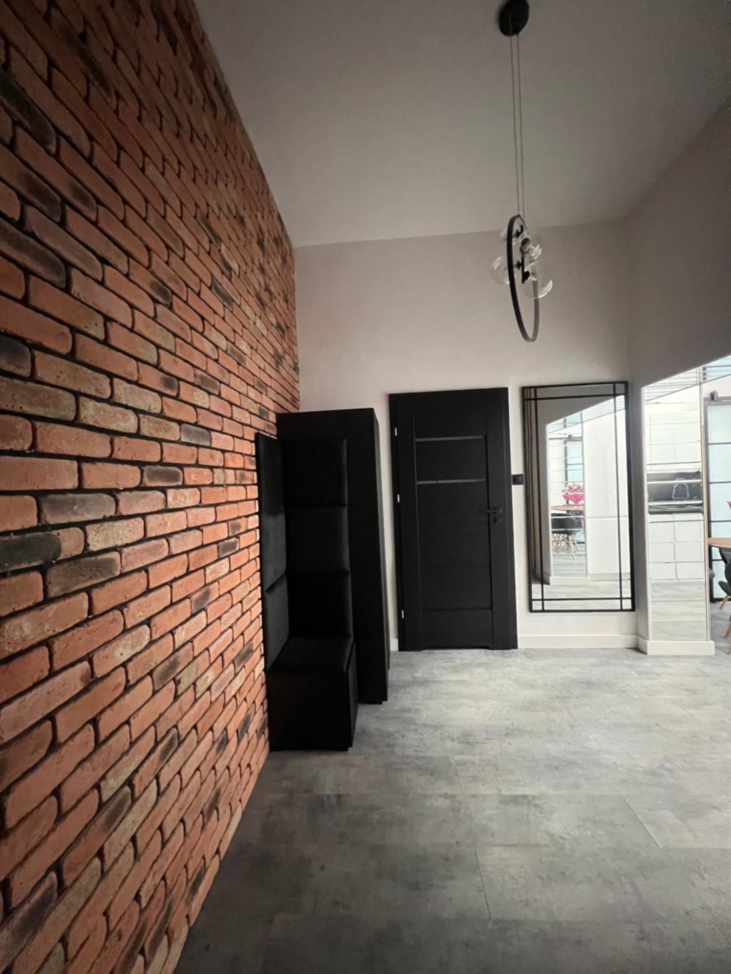 Loft W Centrum Z Jacuzzi Breslavia Exterior foto