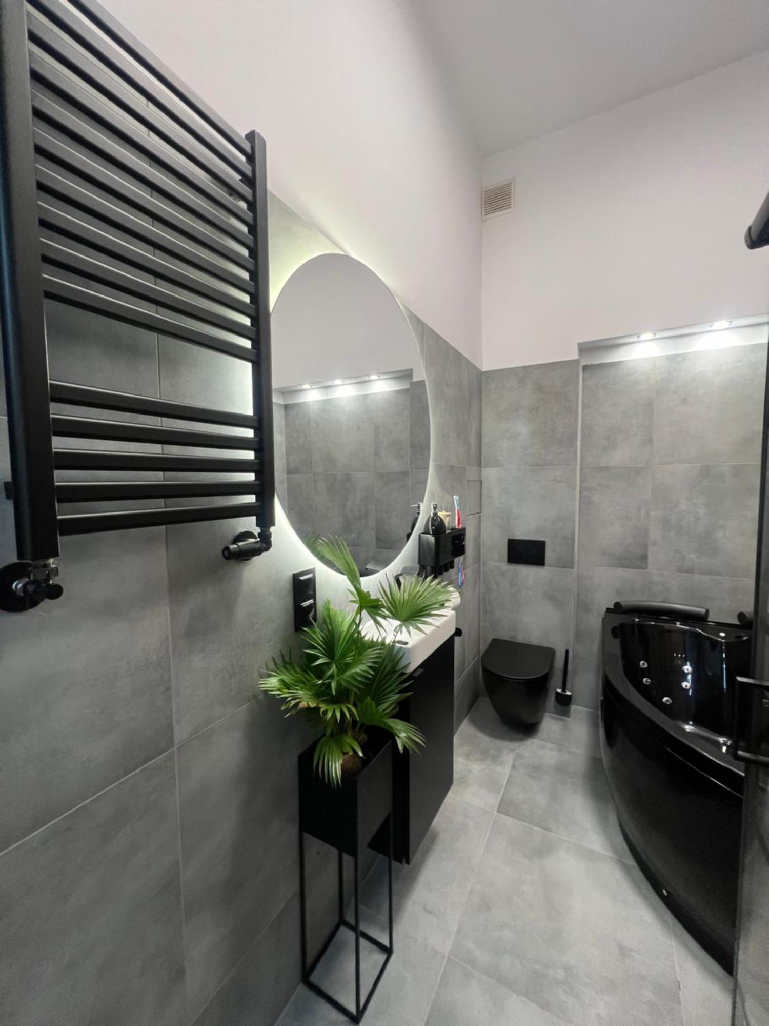 Loft W Centrum Z Jacuzzi Breslavia Exterior foto