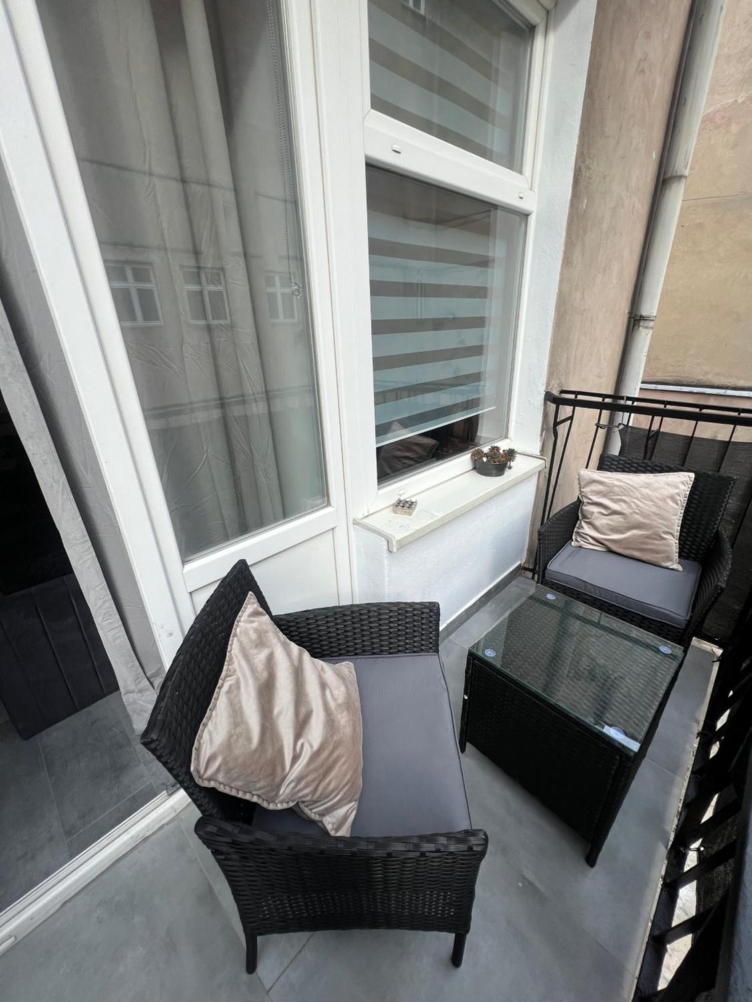 Loft W Centrum Z Jacuzzi Breslavia Exterior foto